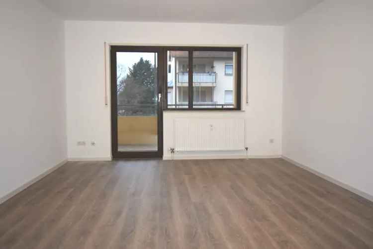 Erstbezug 2-Zimmer Wohnung Balkon nach Renovierung