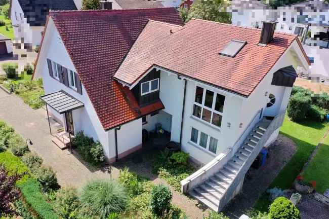 Freistehendes EFH mit Anbau, Garage und Garten in Toplage von Hauenstein