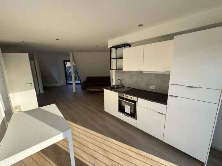 Erstbezug nach Kernsanierung Penthouse Wohnung mit Dachterrasse