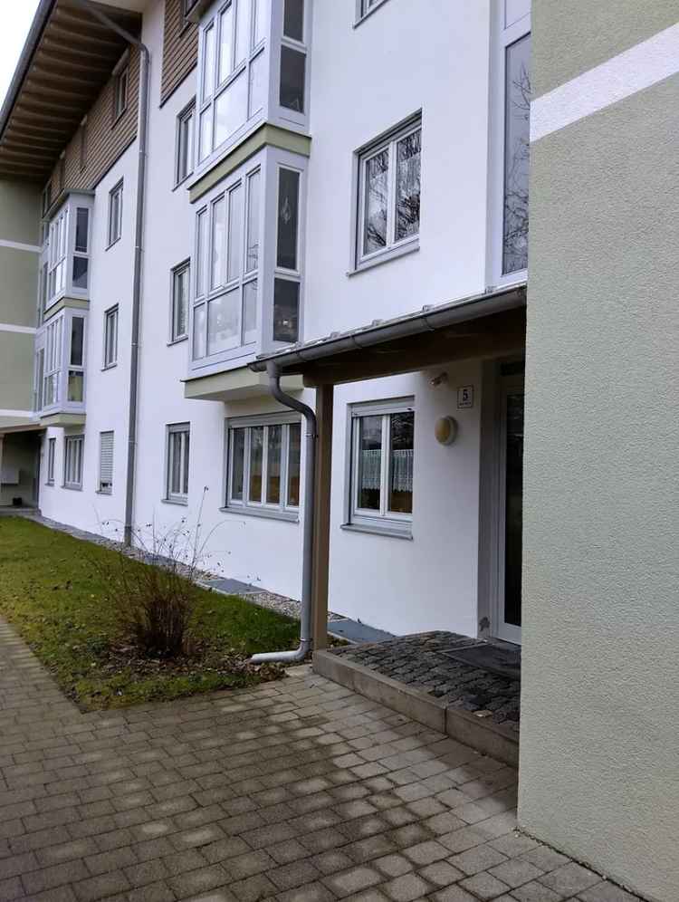 Attraktive Investition!  2-Zimmer Wohnung im EG mit Terrasse