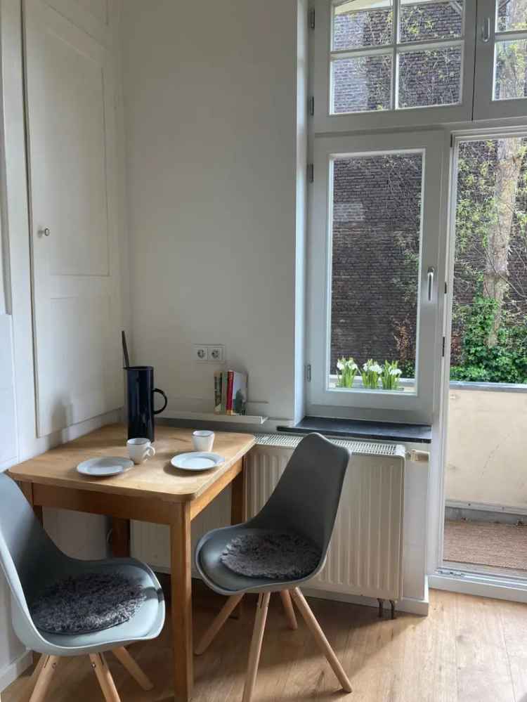 Luxus Wohnung Köln Zentrum - Balkon, Hohe Decken, Komplett Küche