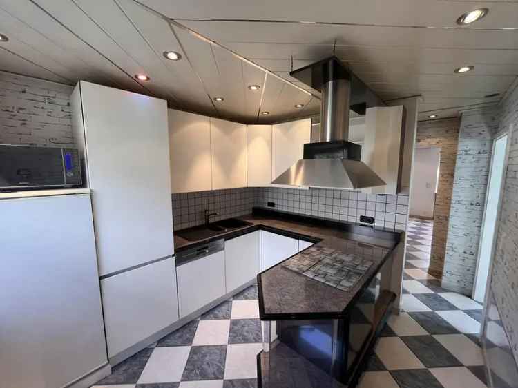 3 Zimmer Wohnung Mannheim Rheinau Balkon 93m² Kernsaniert