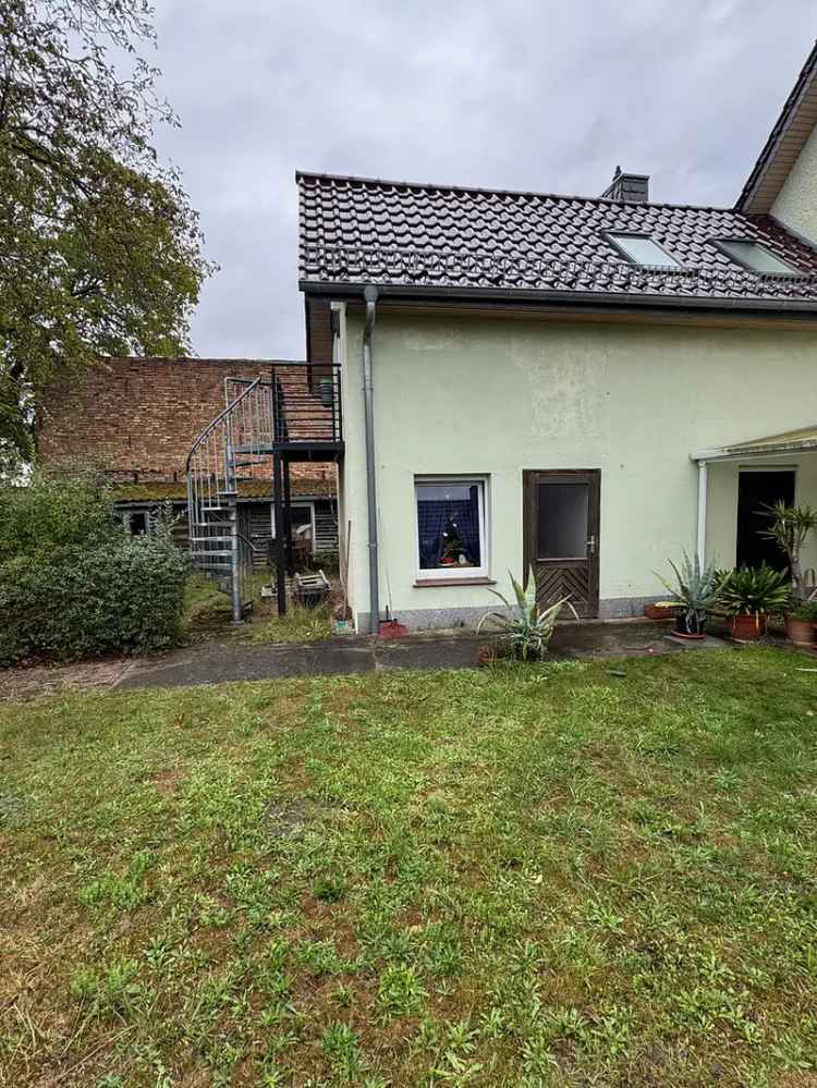 Einfamilienhaus kaufen im Kleinseenland modernisiert mit Terrasse und Garage