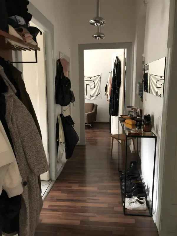 Mieten Wohnung in Neukölln Berlin mit Balkon und geräumiger Küche