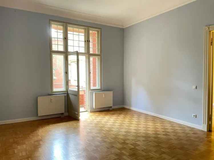 4 Zimmer Wohnung sanierter Altbau mit Balkon nördliche Innenstadt