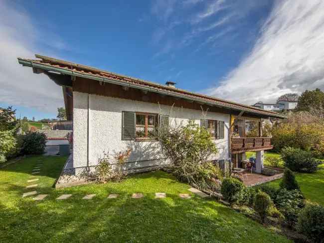 Landhaus mit Einliegerwohnung in Eggenfelden