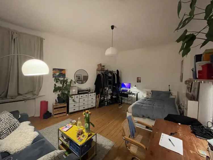 1 Zimmer Wohnung Schöneberg ruhige Lage Hinterhof 4 OG