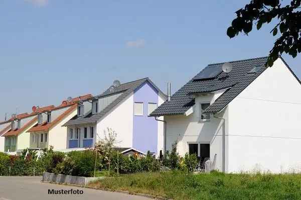 1½-ZimmerWohnung mit Pkw-Stellplatz - provisionsfrei