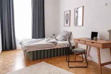 Wohnung (74.0 m²) zur Miete in Frankfurt am Main (Annabergstraße 69, 65931 Frankfurt, Germany)