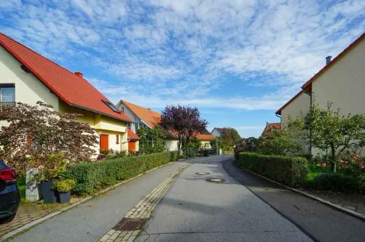 Haus kaufen in Dresden mit Garten und Garage für die ganze Familie