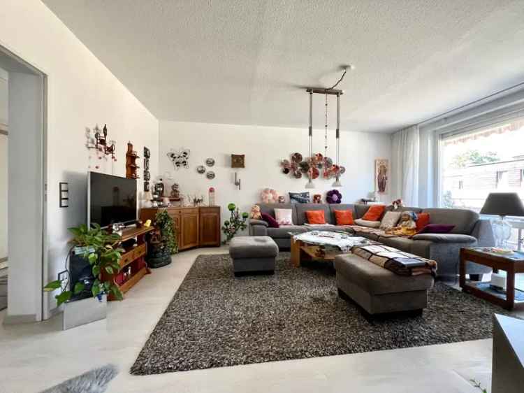 98qm Etagenwohnung Unterliederbach Balkon Tiefgarage