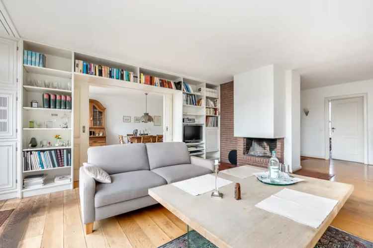 Exklusive Penthouse-Wohnung & Tiefgaragenstellplatz im Zentrum von HH-Marienthal