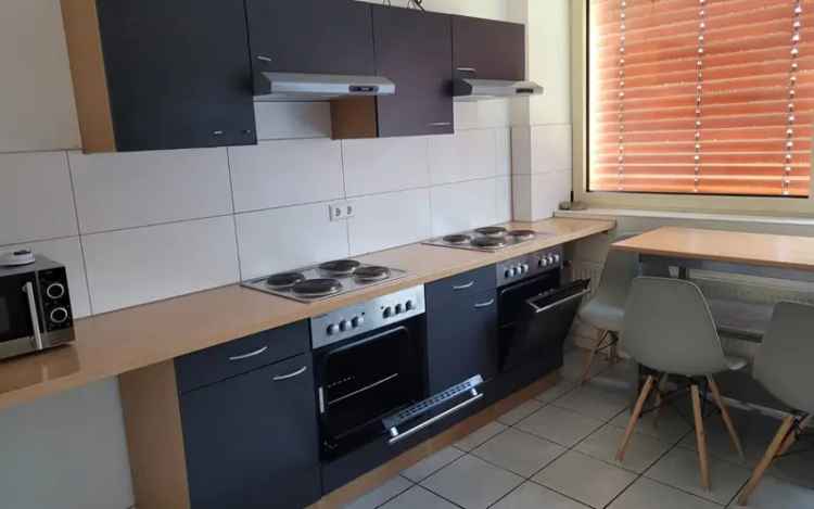 WG-Zimmer, Einzelzimmer, mit Wlan, Gästeküche, Etagendusche/Wc, Waschmaschine, Trockner