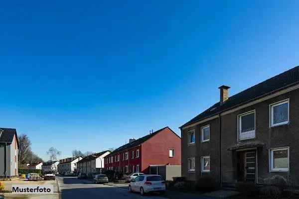 Einfamilienhaus mit Garage in Köln