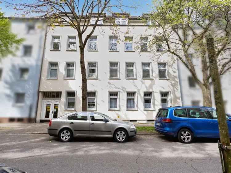 Attraktive 3-Zimmer-Wohnung mit Balkon in gepflegtem Altbau in Hamburg