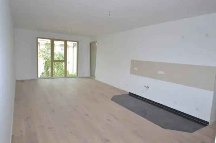 Mieten 4 Zimmerwohnung in Kleinzschocher mit Garten und 2 Bädern