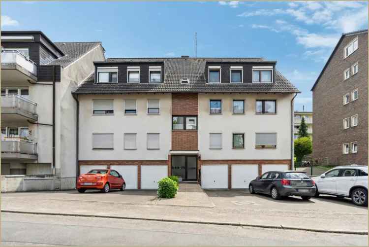 Charmante Dachgeschosswohnung mit großzügiger Loggia, Garage & Stellplatz – ideal für Singles oder Paare