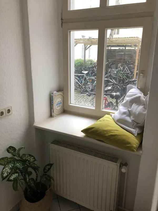 Mieten Wohnung Friedrichshain Berlin mit hoher Decke und Holzfußboden