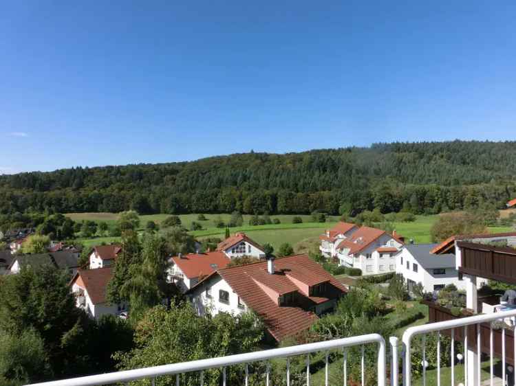 Sonnige und ruhige 3,5 ZKBB  Wohnung mit traumhaften Ausblick in exklusiver Waldrandlage