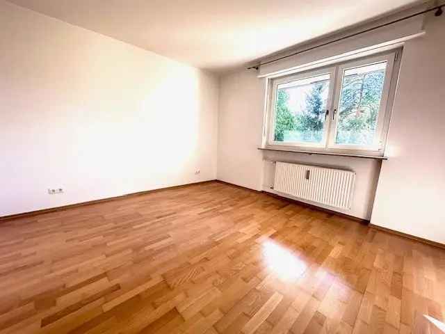 Wohnen am grünen Stadtrand! 3 Zimmer-Wohnung in begehrter Lage München- Harlaching!